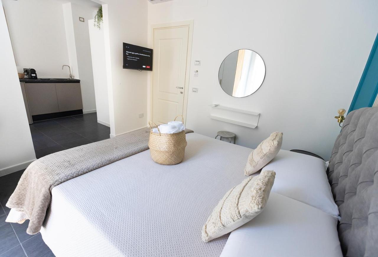Lena Suite Bari Vecchia Extérieur photo